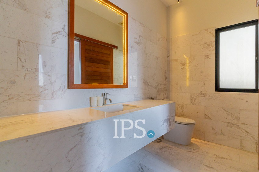 Renovated Duplex 4 Bedroom Apartment For Sale - Phsar Kandal 1, Phnom Penh