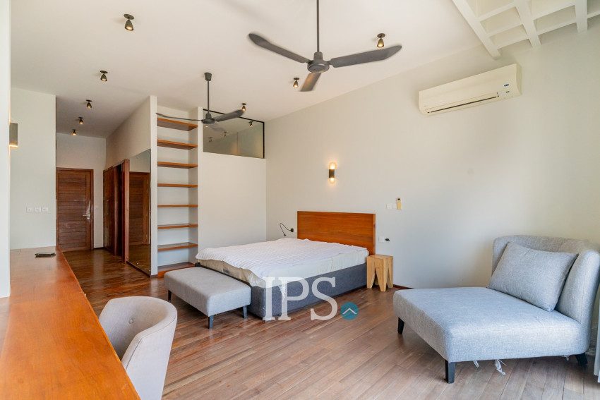 Renovated Duplex 4 Bedroom Apartment For Sale - Phsar Kandal 1, Phnom Penh
