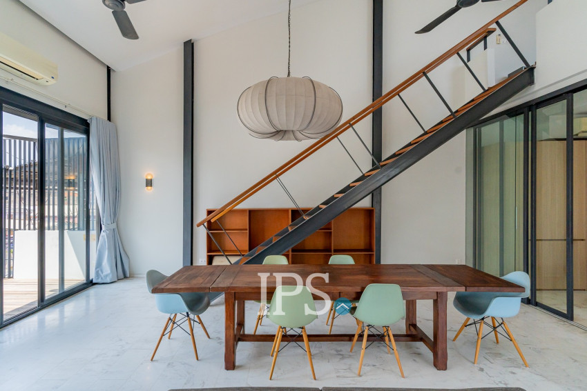Renovated Duplex 4 Bedroom Apartment For Sale - Phsar Kandal 1, Phnom Penh