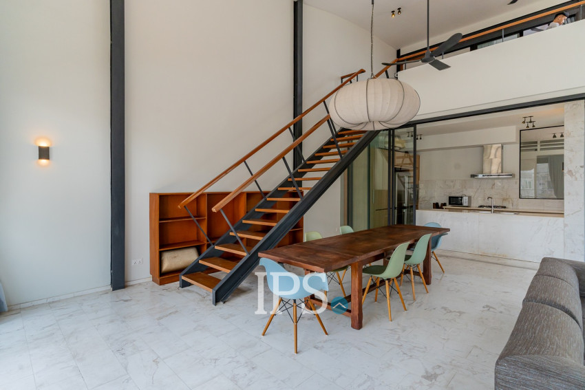 Renovated Duplex 4 Bedroom Apartment For Sale - Phsar Kandal 1, Phnom Penh