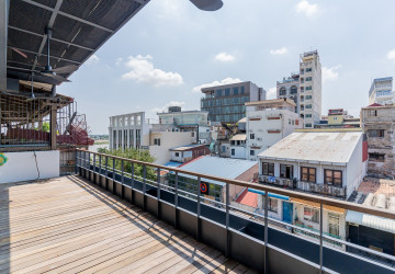 Renovated Duplex 4 Bedroom Apartment For Sale - Phsar Kandal 1, Phnom Penh thumbnail