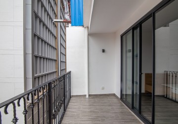 Renovated Duplex 3 Bedroom For Sale - Phsar Kandal 1, Phnom Penh thumbnail