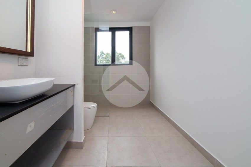 Renovated Duplex 3 Bedroom For Sale - Phsar Kandal 1, Phnom Penh