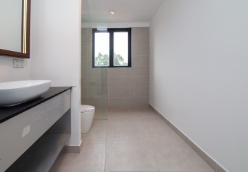 Renovated Duplex 3 Bedroom For Sale - Phsar Kandal 1, Phnom Penh thumbnail