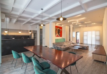 Renovated Duplex 3 Bedroom For Sale - Phsar Kandal 1, Phnom Penh thumbnail