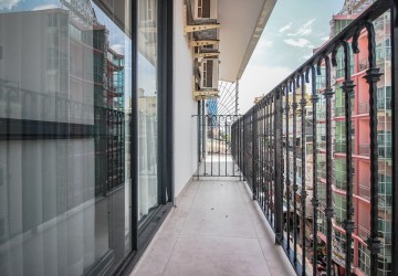 Renovated Duplex 3 Bedroom For Sale - Phsar Kandal 1, Phnom Penh thumbnail