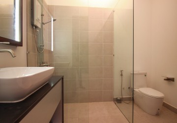 Renovated Duplex 3 Bedroom For Sale - Phsar Kandal 1, Phnom Penh thumbnail