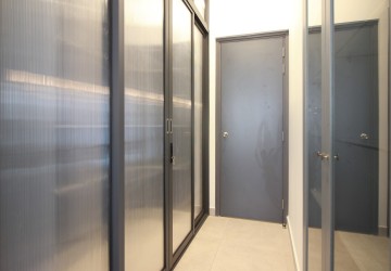 Renovated Duplex 3 Bedroom For Sale - Phsar Kandal 1, Phnom Penh thumbnail