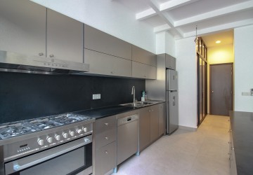 Renovated Duplex 3 Bedroom For Sale - Phsar Kandal 1, Phnom Penh thumbnail