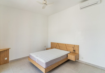 Renovated Duplex 3 Bedroom For Sale - Phsar Kandal 1, Phnom Penh thumbnail