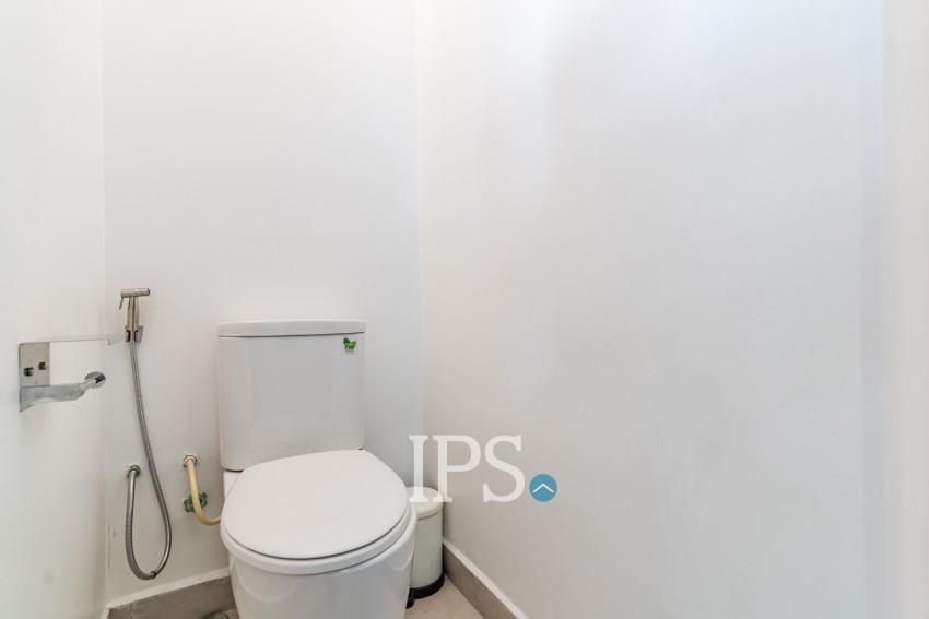 Renovated Duplex 3 Bedroom For Sale - Phsar Kandal 1, Phnom Penh