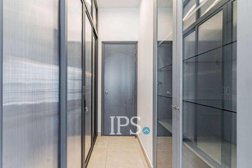 Renovated Duplex 3 Bedroom For Sale - Phsar Kandal 1, Phnom Penh