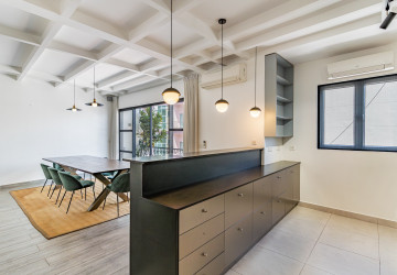 Renovated Duplex 3 Bedroom For Sale - Phsar Kandal 1, Phnom Penh thumbnail