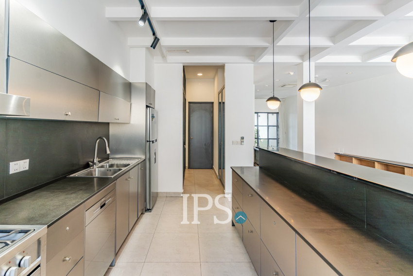 Renovated Duplex 3 Bedroom For Sale - Phsar Kandal 1, Phnom Penh