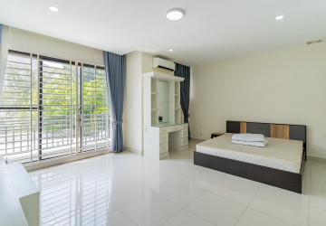 4 Bedroom Twin Villa For Rent - Hun Sen BLVD,  Phnom Penh thumbnail