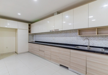 4 Bedroom Twin Villa For Rent - Hun Sen BLVD,  Phnom Penh thumbnail