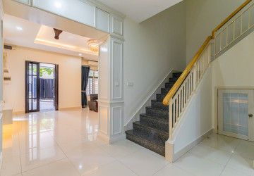 4 Bedroom Twin Villa For Rent - Hun Sen BLVD,  Phnom Penh thumbnail