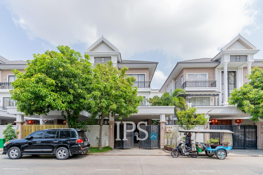 4 Bedroom Twin Villa For Rent - Hun Sen BLVD,  Phnom Penh