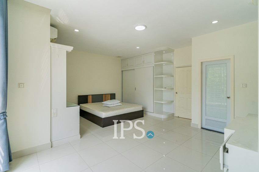 4 Bedroom Twin Villa For Rent - Hun Sen BLVD,  Phnom Penh