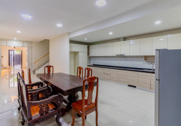 4 Bedroom Twin Villa For Rent - Hun Sen BLVD,  Phnom Penh thumbnail