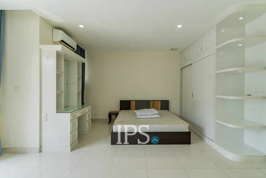 4 Bedroom Twin Villa For Rent - Hun Sen BLVD,  Phnom Penh