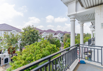 4 Bedroom Twin Villa For Rent - Hun Sen BLVD,  Phnom Penh thumbnail