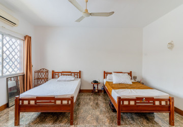 250 Sqm Roof top With 3 Bedroom Apartment For Rent  - Toul Tum Poung 1, Phnom Penh thumbnail