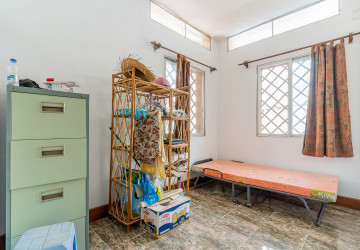 250 Sqm Roof top With 3 Bedroom Apartment For Rent  - Toul Tum Poung 1, Phnom Penh thumbnail