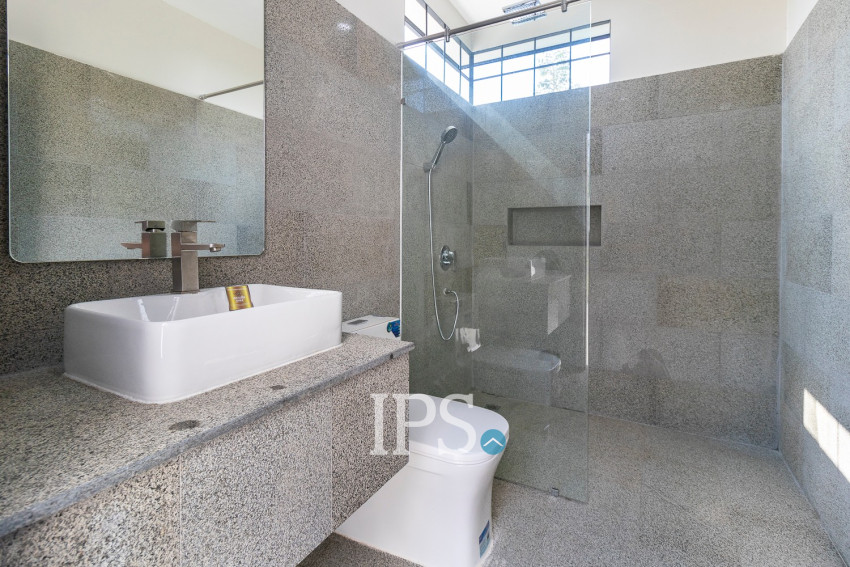 2 Bedroom House For Rent - Sangkat Siem Reap, Siem Reap