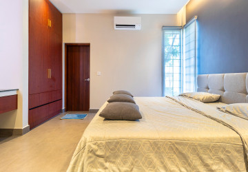 2 Bedroom House For Rent - Sangkat Siem Reap, Siem Reap thumbnail