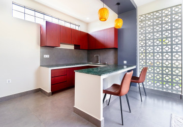 2 Bedroom House For Rent - Sangkat Siem Reap, Siem Reap thumbnail