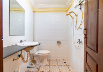 5 Bedroom House For Rent - Svay Dangkum, Siem Reap thumbnail