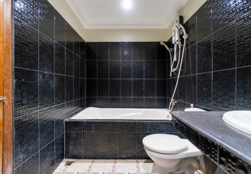 5 Bedroom House For Rent - Svay Dangkum, Siem Reap thumbnail