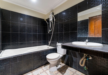 5 Bedroom House For Rent - Svay Dangkum, Siem Reap thumbnail