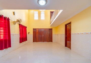 5 Bedroom House For Rent - Svay Dangkum, Siem Reap thumbnail