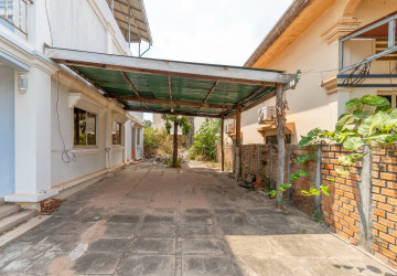 5 Bedroom House For Rent - Svay Dangkum, Siem Reap thumbnail