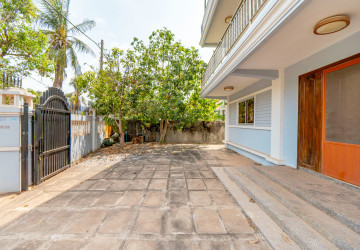 5 Bedroom House For Rent - Svay Dangkum, Siem Reap thumbnail
