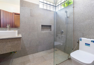 2 Bedroom House For Sale - Sangkat Siem Reap, Siem Reap thumbnail