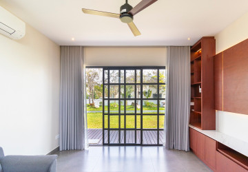 2 Bedroom House For Sale - Sangkat Siem Reap, Siem Reap thumbnail