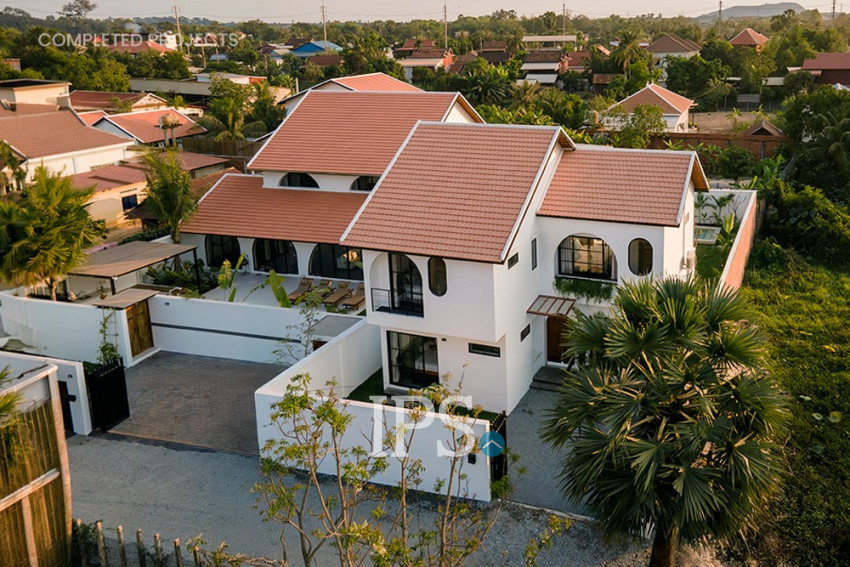 3 Bedroom Villa For Sale - Wat Chork, Svay Dangkum, Siem Reap