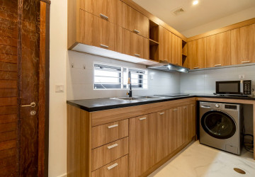 4 Bedroom Flat For Rent - Sala Kamreuk, Siem Reap thumbnail