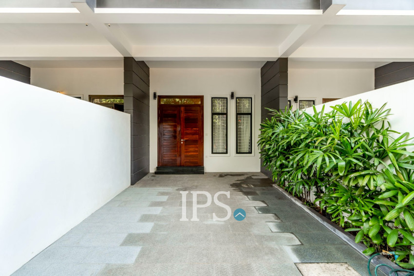 4 Bedroom Flat For Rent - Sala Kamreuk, Siem Reap