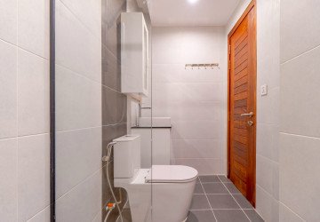 4 Bedroom Flat For Rent - Sala Kamreuk, Siem Reap thumbnail