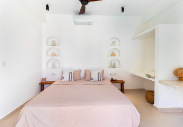 4 Bedroom Villa For Sale - Svay Dangkum, Siem Reap thumbnail