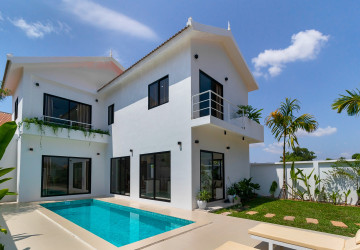 4 Bedroom Villa For Sale - Svay Dangkum, Siem Reap thumbnail