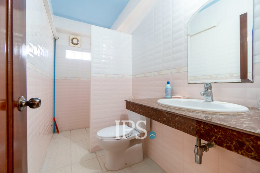 7 Bedroom Shophouse For Rent - Svay Dangkum, Siem Reap