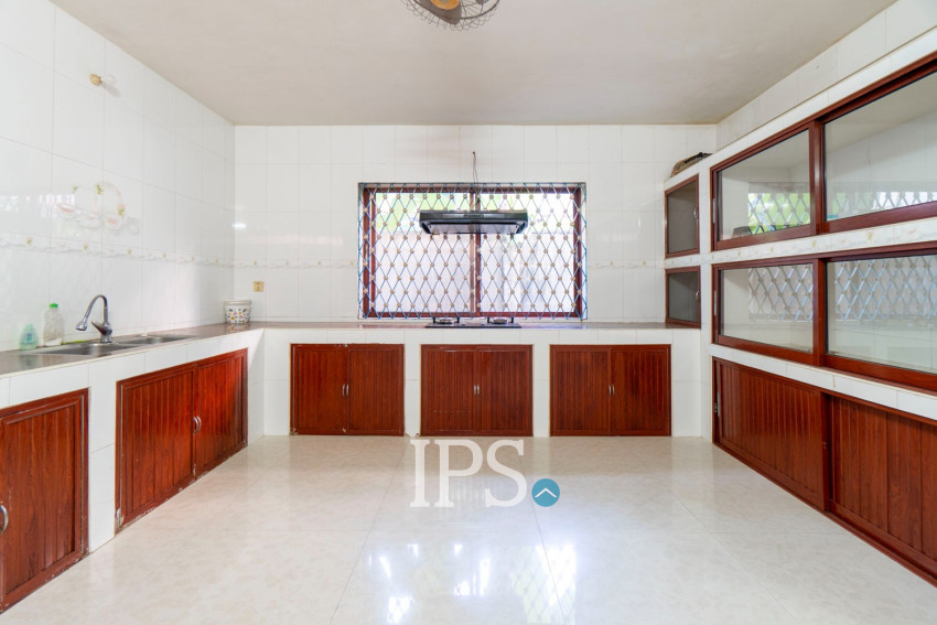 7 Bedroom Shophouse For Rent - Svay Dangkum, Siem Reap