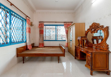 7 Bedroom Shophouse For Rent - Svay Dangkum, Siem Reap thumbnail