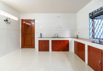 7 Bedroom Shophouse For Rent - Svay Dangkum, Siem Reap thumbnail