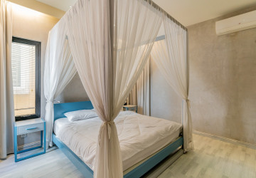 3 Bedroom Townhouse For Sale - Tonle Bassac, Phnom Penh thumbnail